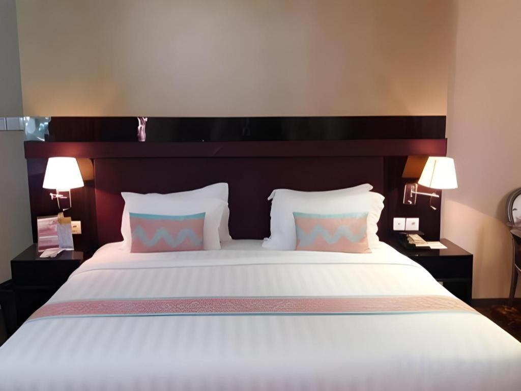 The Belagri Hotel And Convention Sorong Kültér fotó